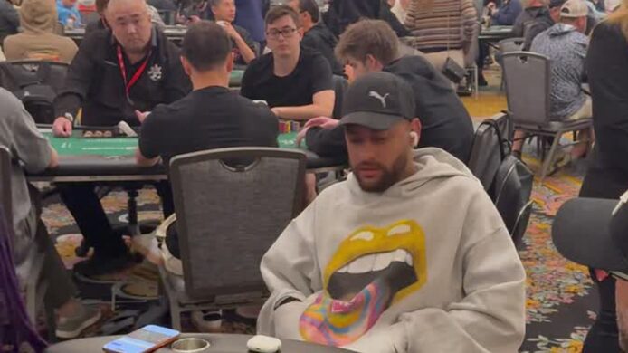 Neymar przy stole pokerowym podczas World Series of Poker 2026 w Las Vegas